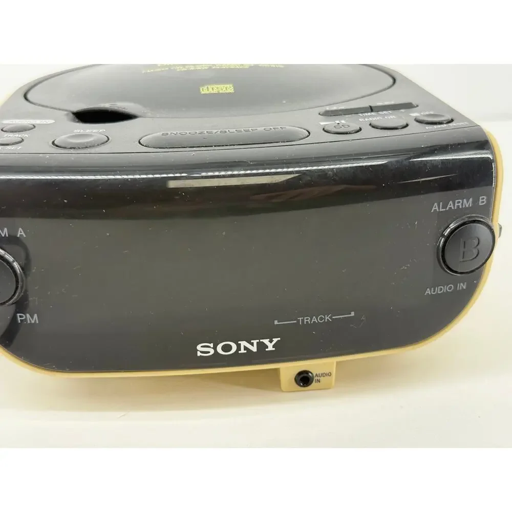 Sony Dream Machine ICF-CD815 Dual Alarm Clock Radio CD Player AM FM Audio In